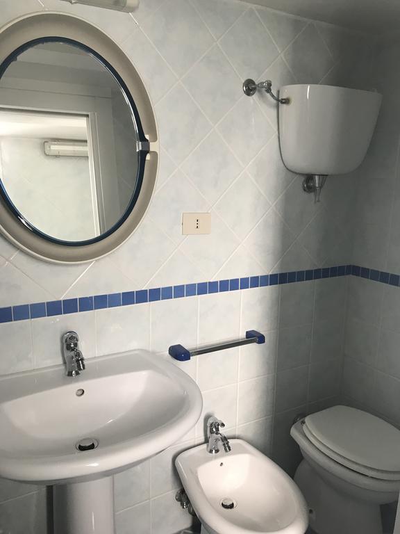 Scala Blu - Immobilevante Ponza Ngoại thất bức ảnh